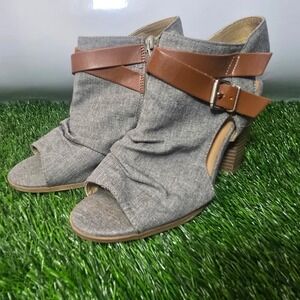 Soda Size 8 Gray Fabric Open Toe Bootie Womens Buckle Strap Block Heel TEAS-S